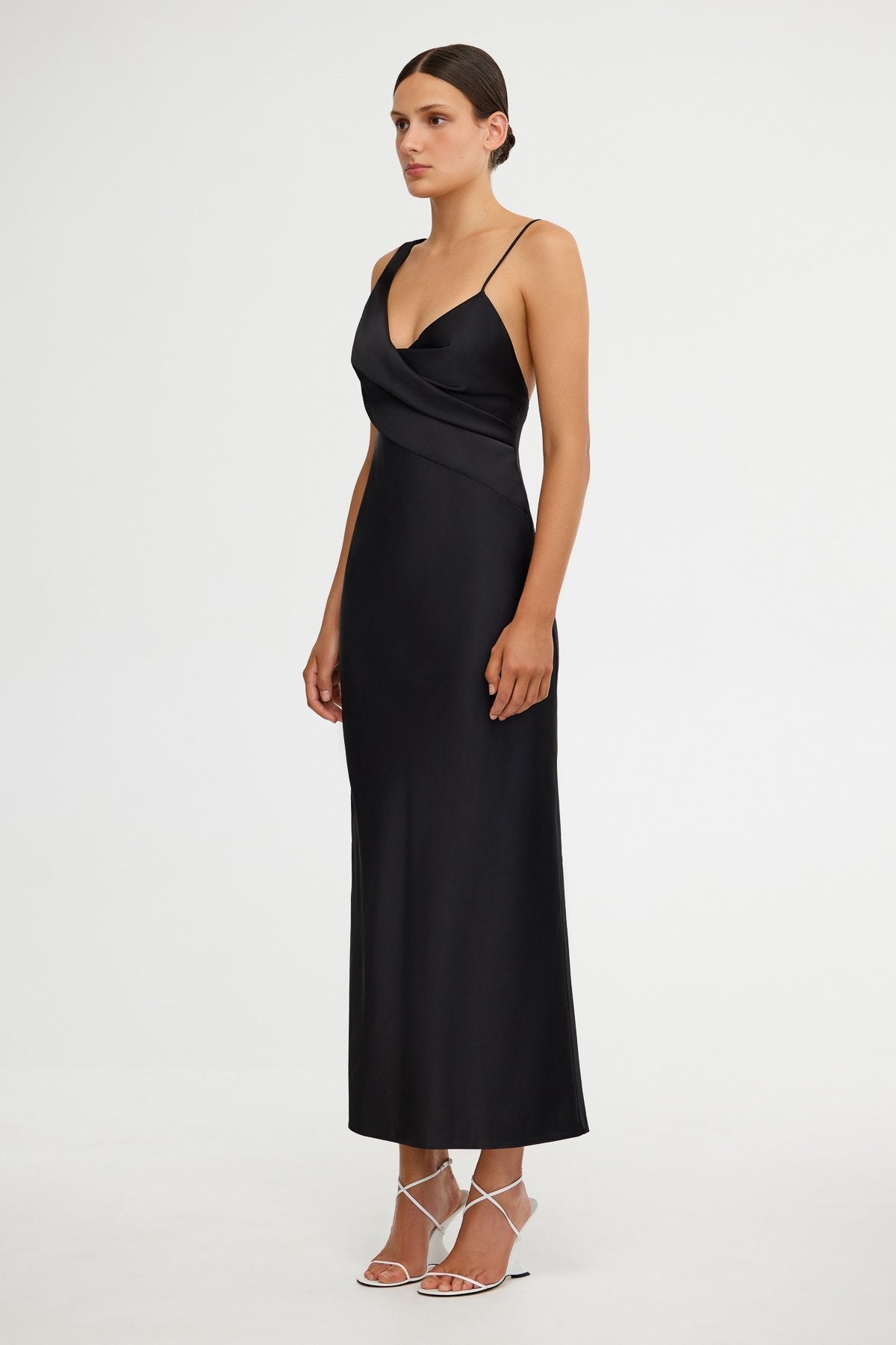Adriana Dress - Timeless, Flattering Silhouette for Every Occasion