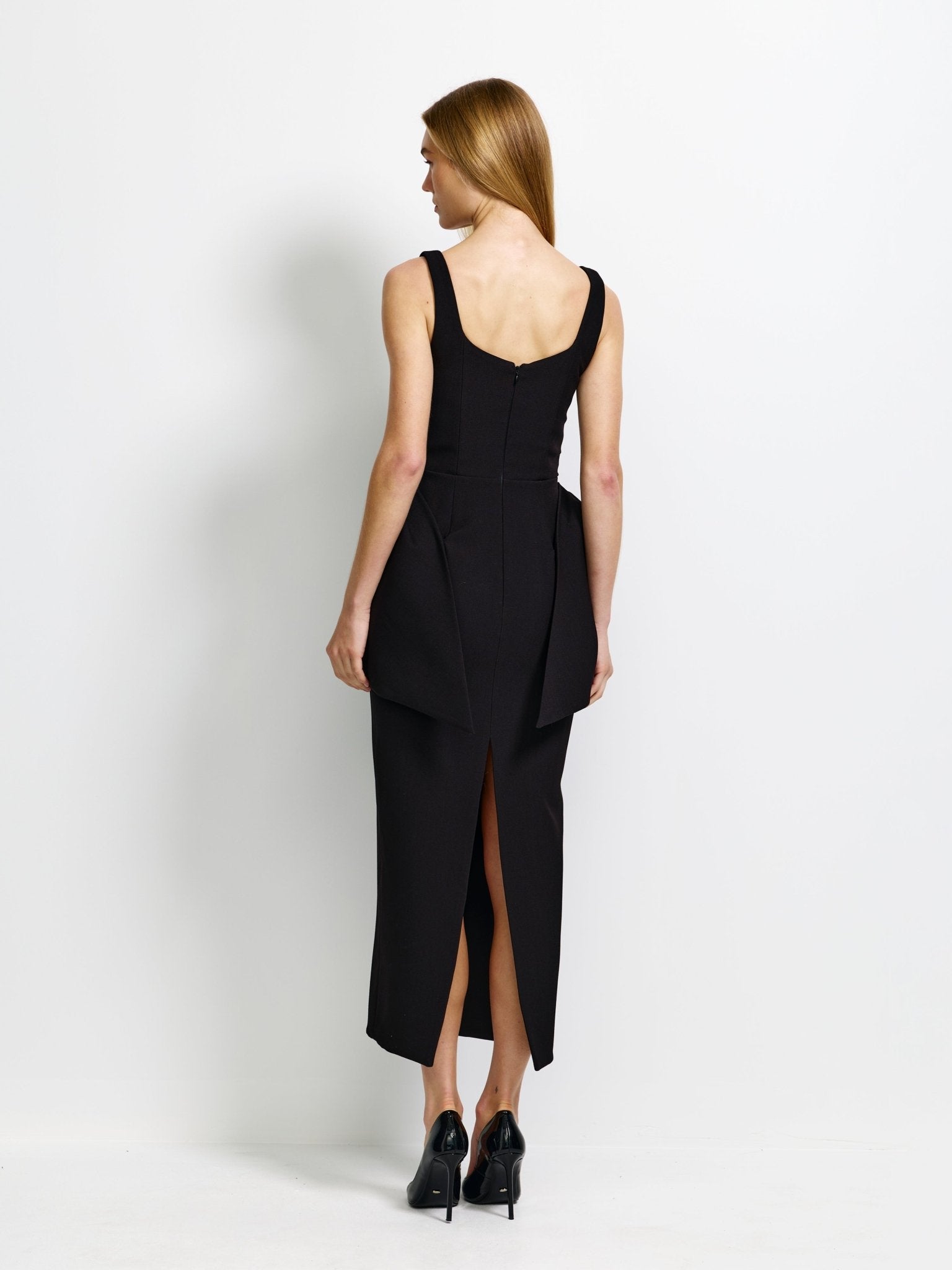 Ashtyn Dress in Black - Sleek & Timeless